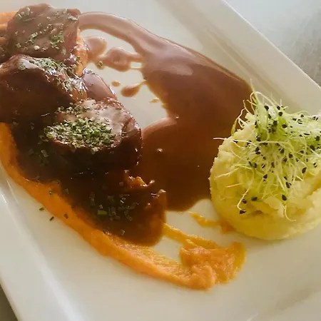 Le Grand 3* Суйак